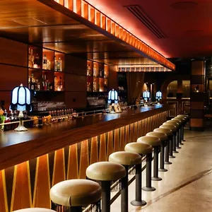 https://the-renwick-hotel.us-newyorkcity.com